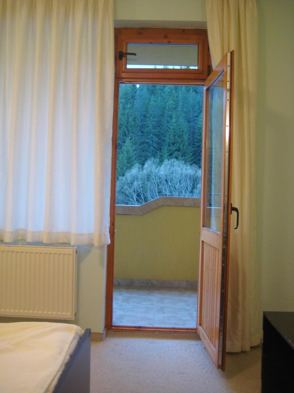Hotel Restaurant Popini Laki Jagodina Exteriör bild